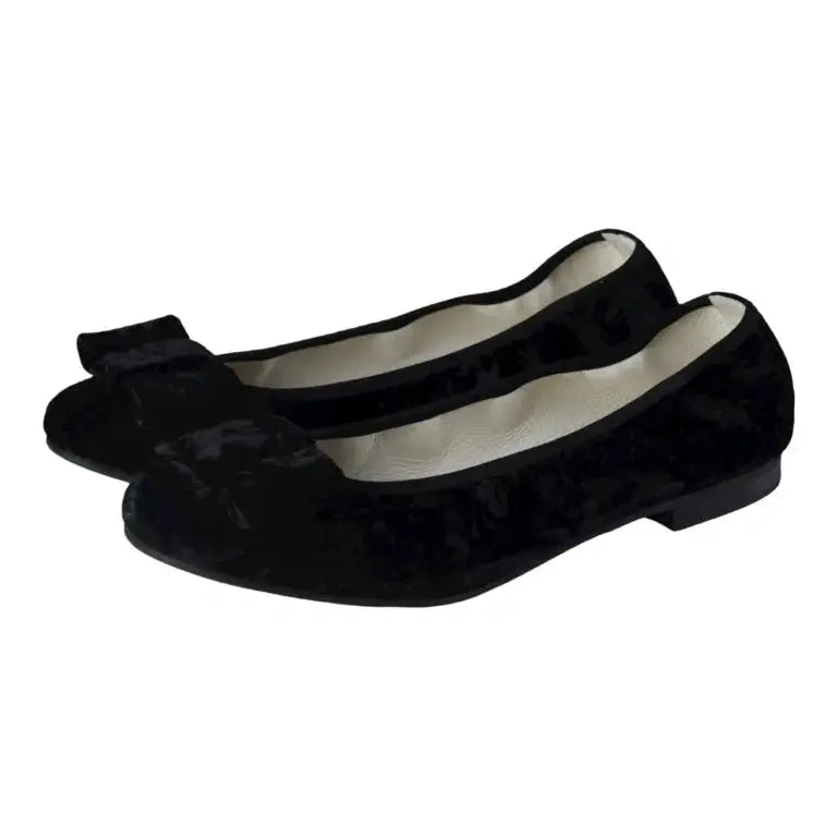 Elegant black velvet flats for girls, teens, and women by London Kids.