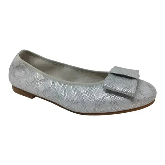 Beige soft leather flats for girl, teen, and women by London Kids, ballet flat with square bow.