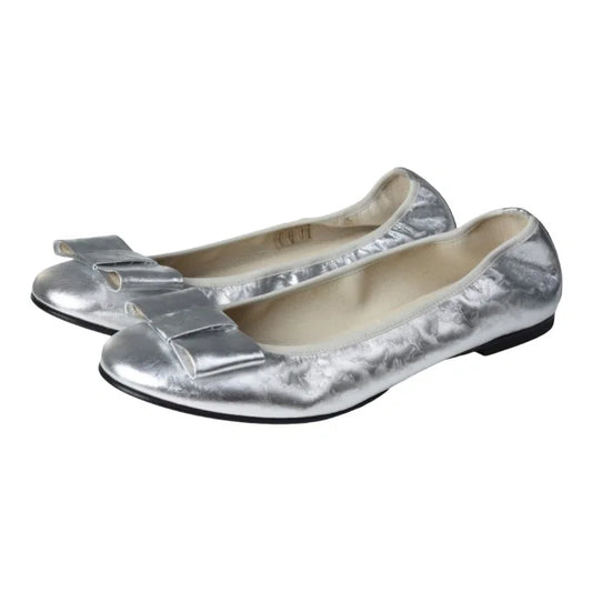 Silver soft leather flats for girls, teens, and women by London Kids, ballet flat with square bow.