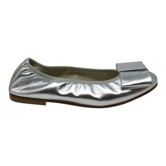 Silver soft leather flats for girls, teens, and women by London Kids, in color Silver