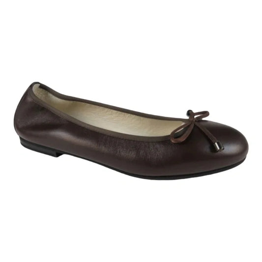 Brown soft leather flats for girl by London Kids - Brown soft leather flats with bow design for girls, perfect for dressy occasions.