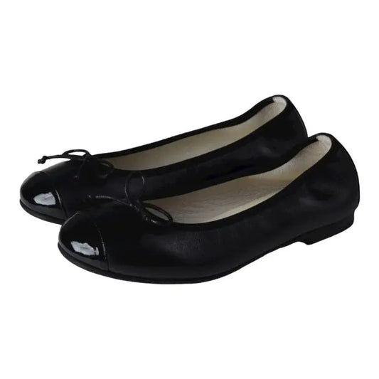 Black soft leather flats for girls by London Kids - Bow ballet flat in black soft leather - Ideal for dressy occasions