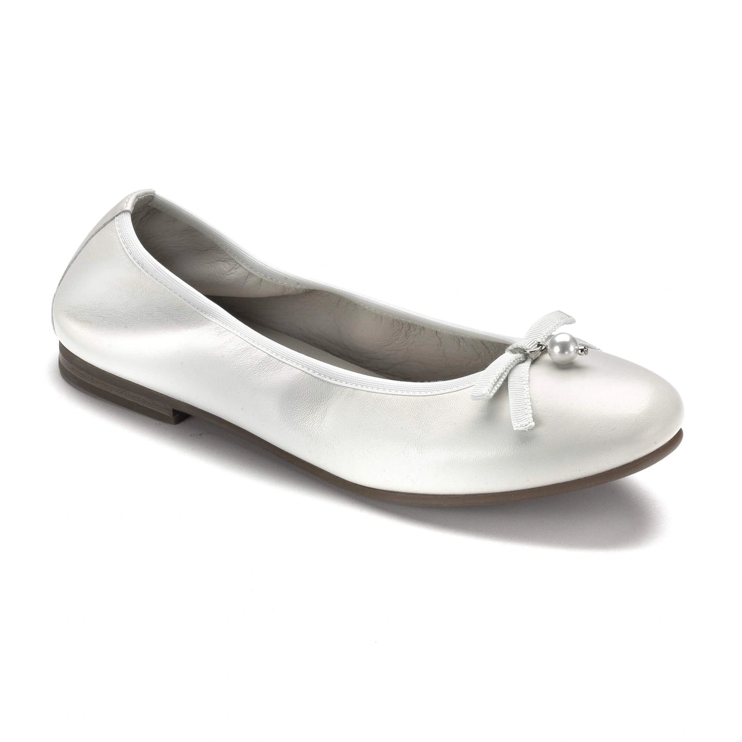 Girls elegant off white leather pearl slipon flats