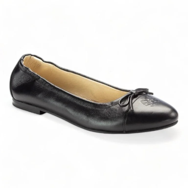 Stylish and comfortable Black Soft Leather Flats for Teens/Women by London Kids