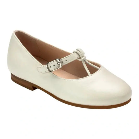 Cream soft leather strap for girl by London Kids - cream color, soft leather material, Mary Jane style.