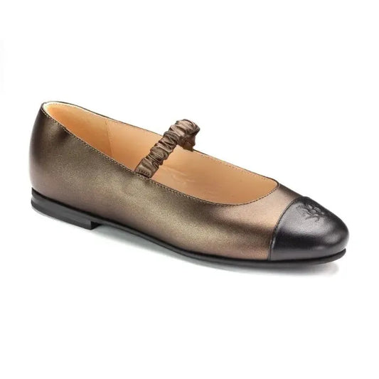 Soft leather slip-on shoes in bronze color for girls by London Kids