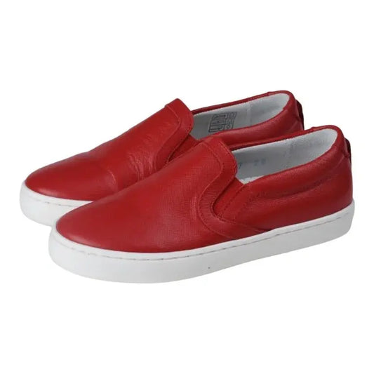 Red soft leather sneaker for girl by Beberlis - RDVT, front view