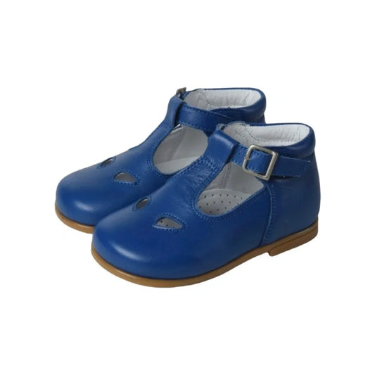 Blue soft leather strap toddler shoe by Beberlis - high-quality design for comfort and style.