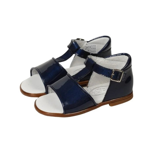 Navy patent leather strap toddler sandals by Beberlis, perfect for stylish little feet