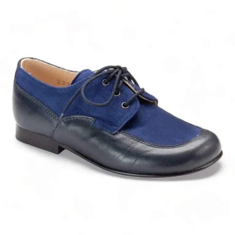 Navy soft leather lace shoes for boys by Beberlis - stylish and comfortable option.