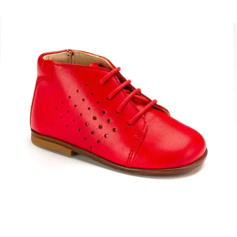 Red soft leather lace shoes for toddlers by Beberlis - ideal for style and comfort.