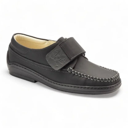 Trendy Black Sahara Leather Velcro shoes for boys by London Kids, perfect for casual wear.