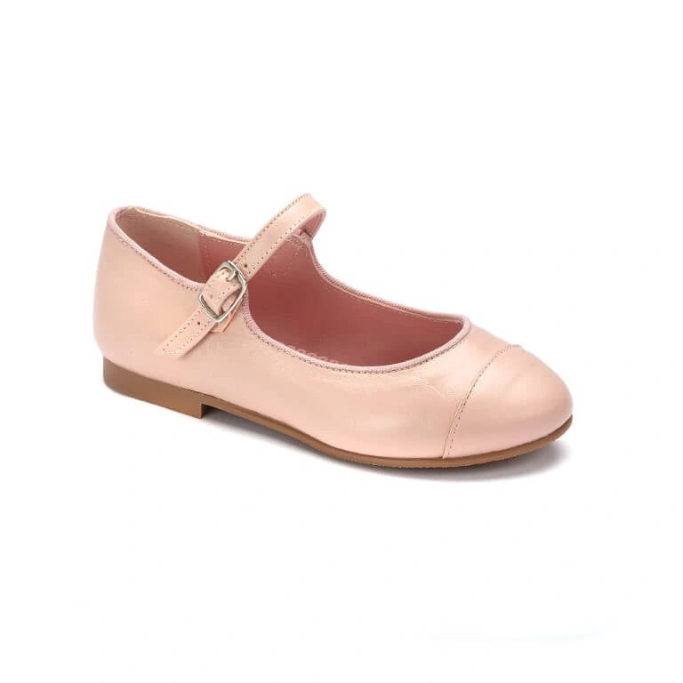 Pink leather girls Mary Jane dress shoe with strap