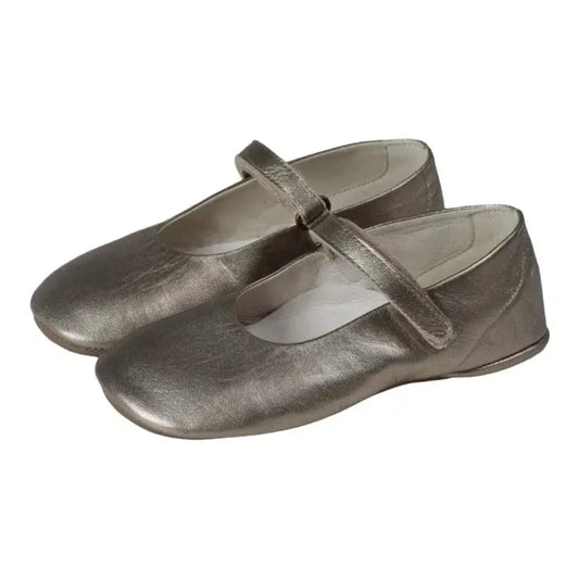 Gold soft leather slipper for girl by Pepe - elegant Beberlis slipper in gold color