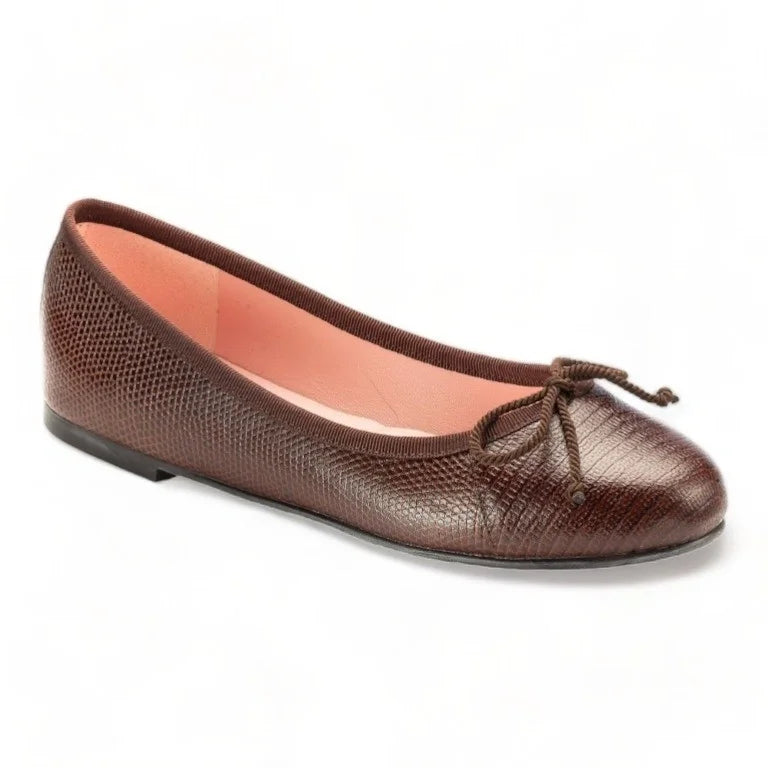 Brown croc leather flats for teens and women by Pretty Ballerinas, comfortable and stylish option for any occasion.