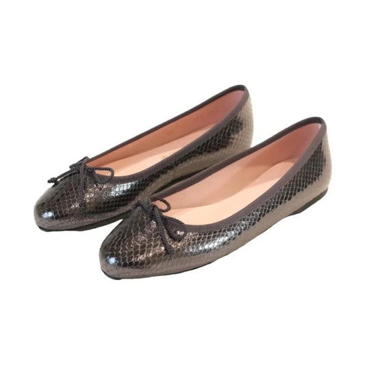 Grey croc leather flats for teens and women by Pretty Ballerinas