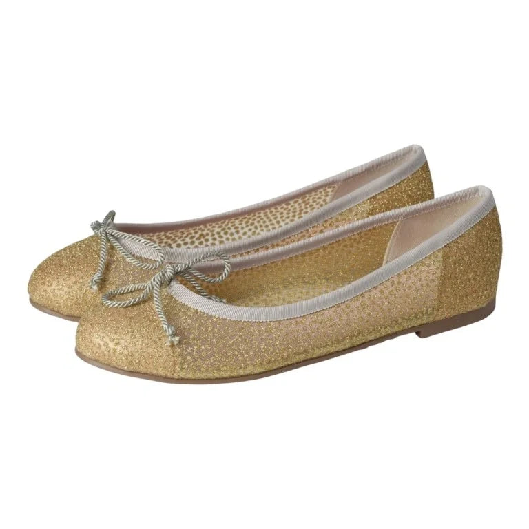 Gold Micro Flats for Teen/Women by Pretty Ballerinas - Gold color, Micro material, Galluci style, made in Spain.