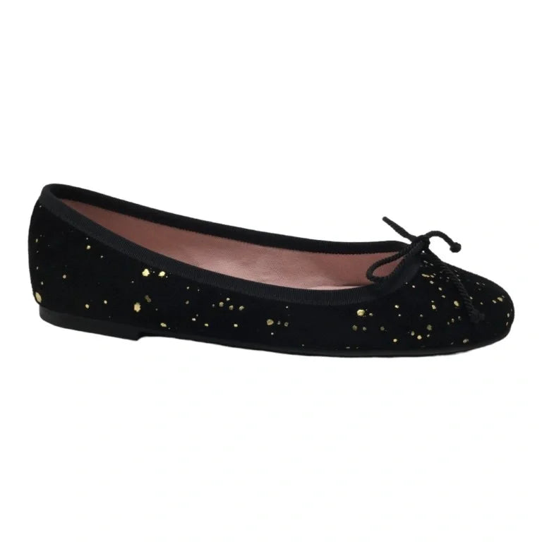 Black velvet flats for teen/women by Pretty Ballerinas - ballet flats with bow in black velvet fabric.