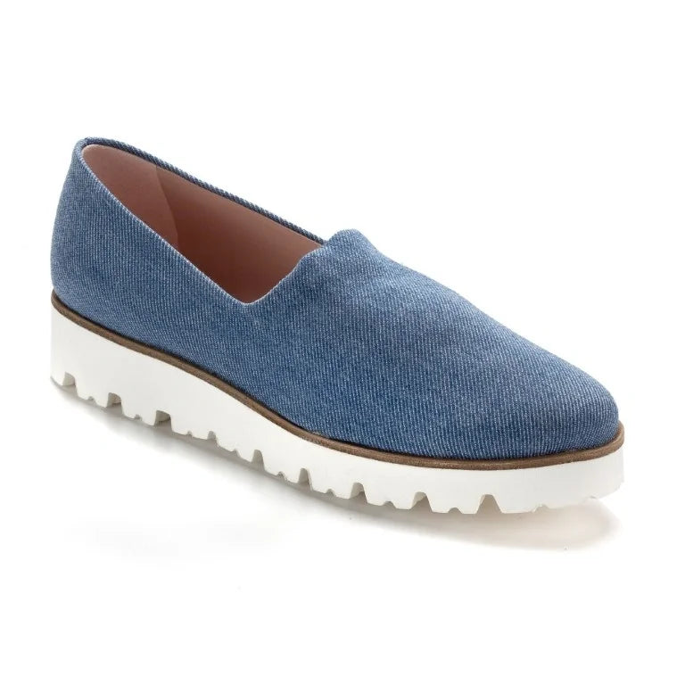 Blue slip-on sneakers for teens and women in denim color by Pretty Ballerinas.