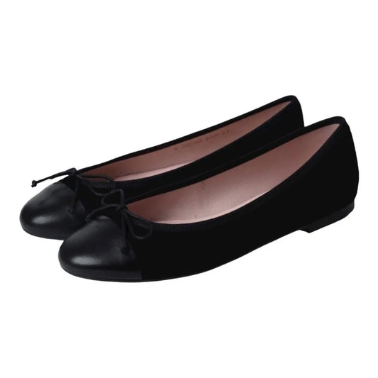 Black suede flats for teen and women by Pretty Ballerinas - ballet flat with bow, black suede material, made in Spain.