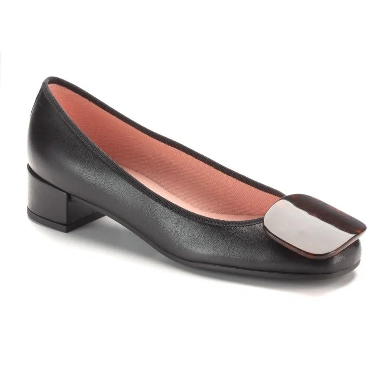 Black soft leather heel for teens and women by Pretty Ballerinas - stylish and comfortable.