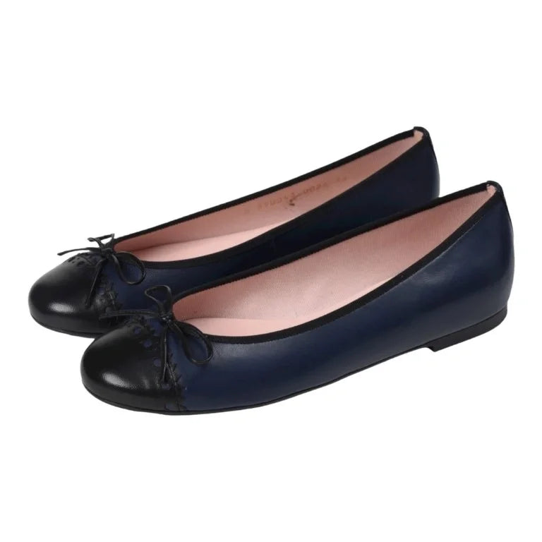 Navy soft leather flats for teen and women by Pretty Ballerinas, crafted from soft leather with bow detail.