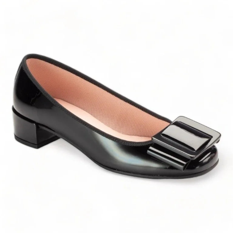 Black Patent Leather Flats for Teen and Women by Pretty Ballerinas - elegant and versatile footwear for dressy and casual occasions.