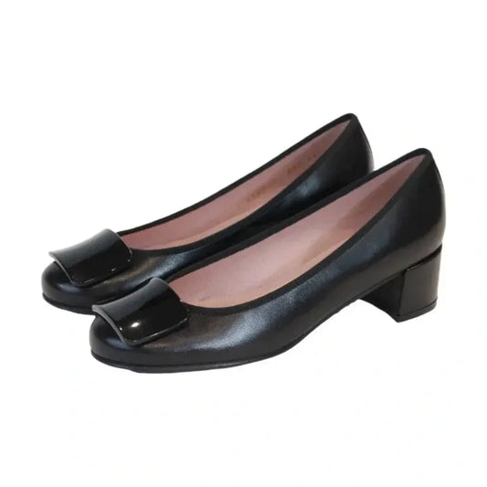 Stylish Black Soft Leather Heel for teens and women by Pretty Ballerinas.