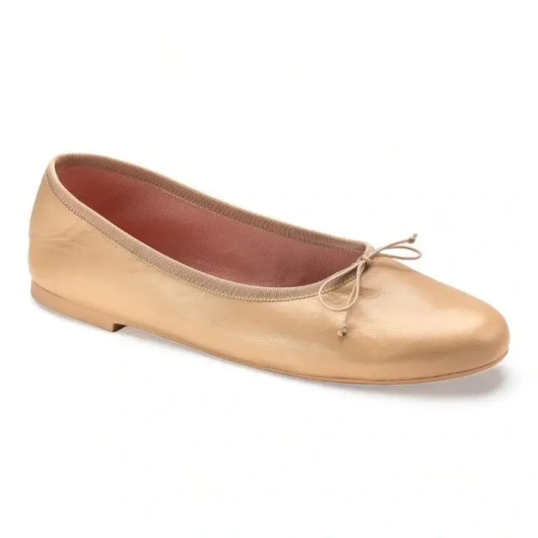 Beige leather teens bow flats, made in Spain