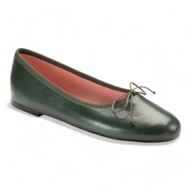 Green soft leather flats for teen and women by Pretty Ballerinas.