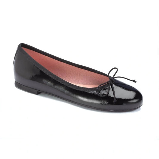 Teen's black patent bow shoe, flat heel, made in Spain