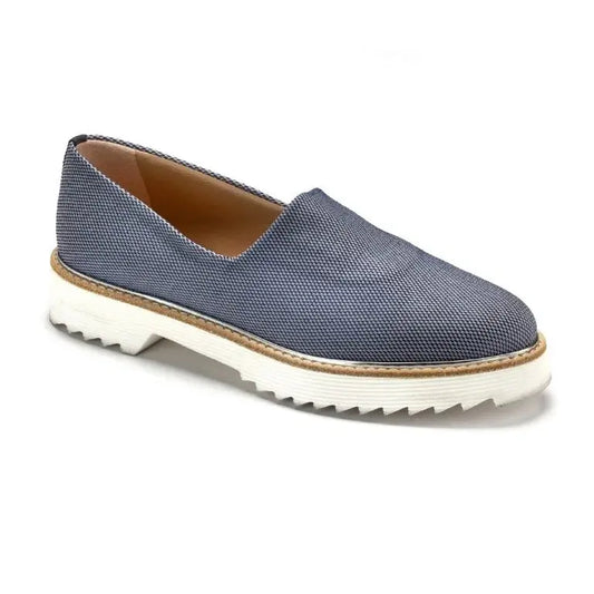 Blue soft leather slip-on sneakers by Pretty Ballerinas, perfect for teens and women.