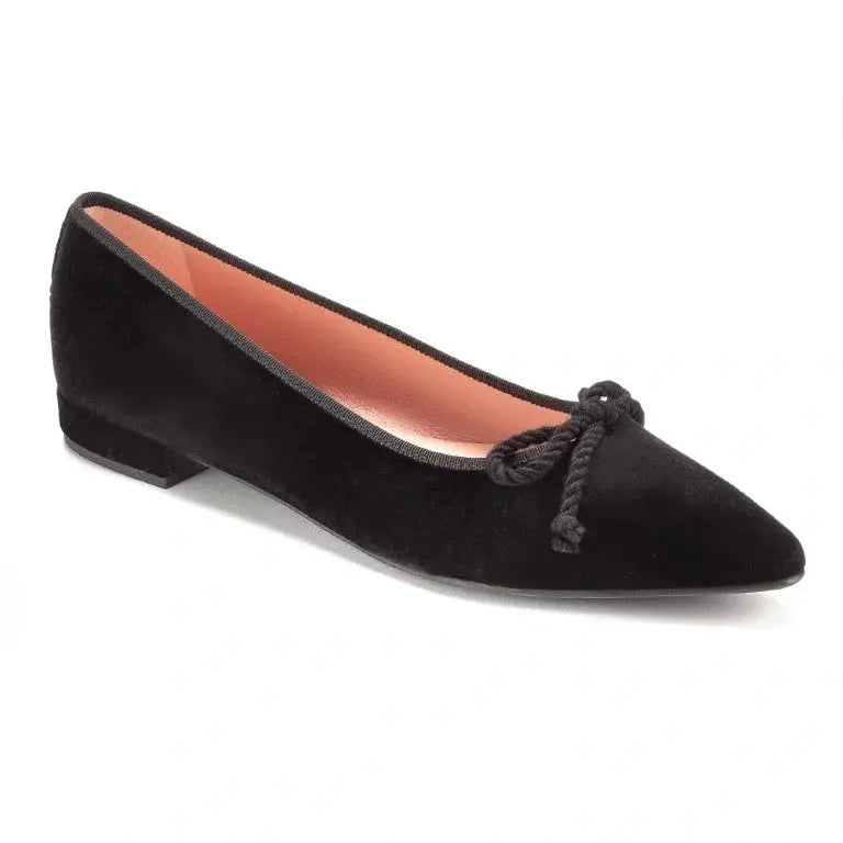 Black velvet flats for teens and women by Pretty Ballerinas, elegant and stylish option for any occasion.