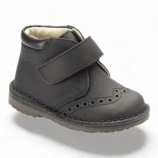 Black Sahara Leather Velcro shoes for toddlers/boys by London Kids - high-quality footwear for young ones.