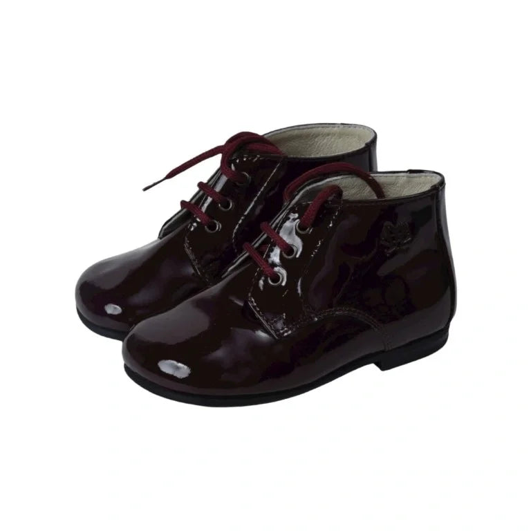 Bordo Patent Leather Lace shoes for toddlers and girls by London Kids, made from premium patent leather in Italy.