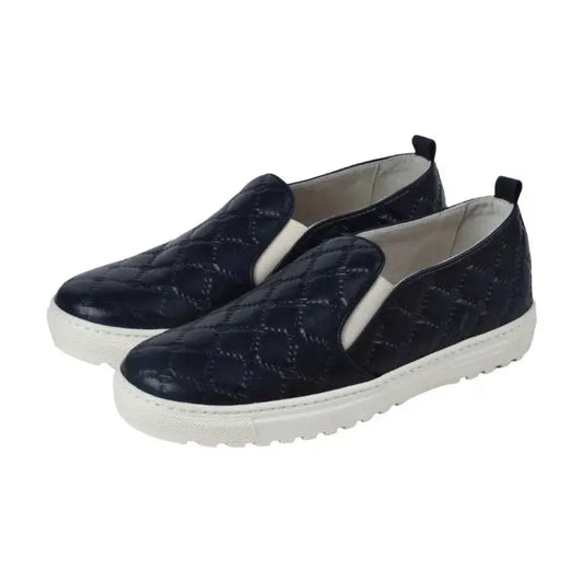 Navy soft leather sneaker for girl by London Kids - Navy color, soft leather material, Pretty Ballerinas design. Ideal for casual wear.