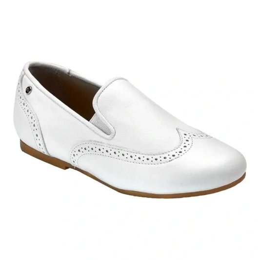 White soft leather slip on shoes for boys by Manuela de Juan