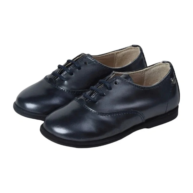 Navy polished leather lace shoes for girls by Manuela de Juan - Derby