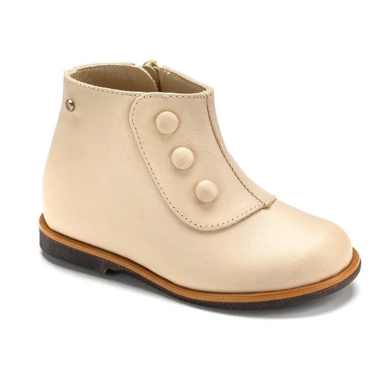 Beige soft leather bootie for girl by Manuela de Juan, toddler bootie