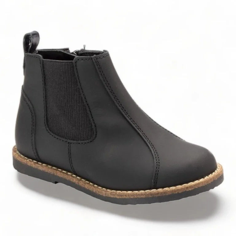 Stylish black Sahara leather bootie for boys and girls by Manuela de Juan