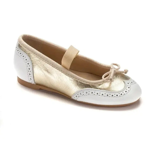 Elegant gold soft leather strap shoes for girls by Manuela de Juan