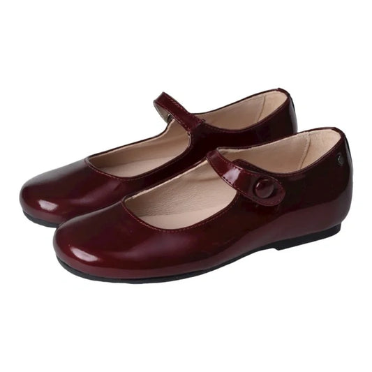 Elegant Bordo Patent Leather Strap for girls by Manuela de Juan, made in Spain.