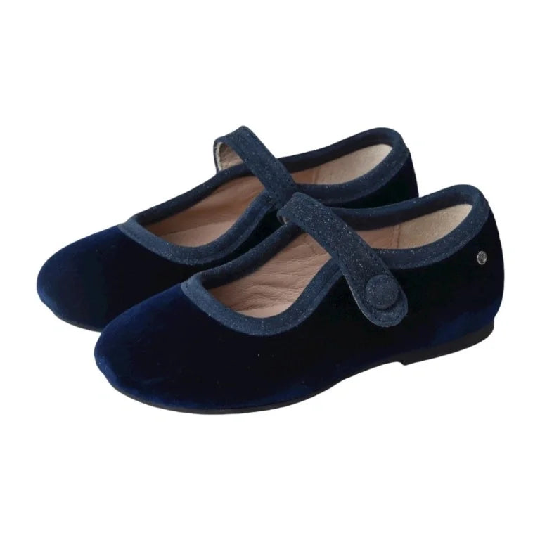 Navy velvet strap for girl by Manuela de Juan - button closure Mary Jane