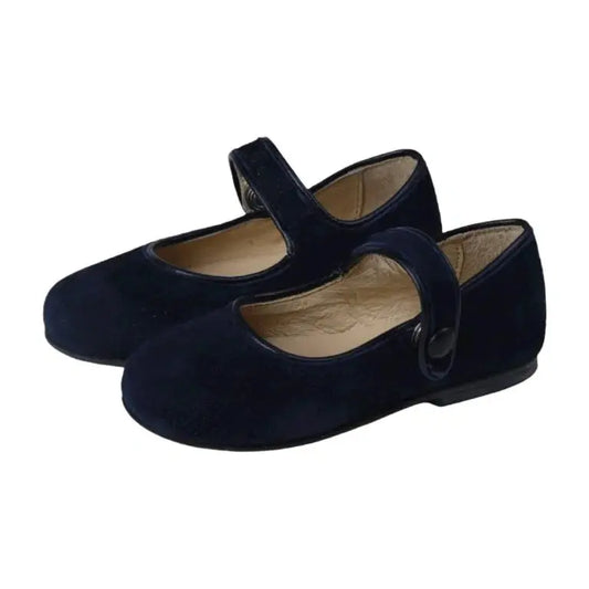 Navy suede strap shoes for girls by Manuela de Juan