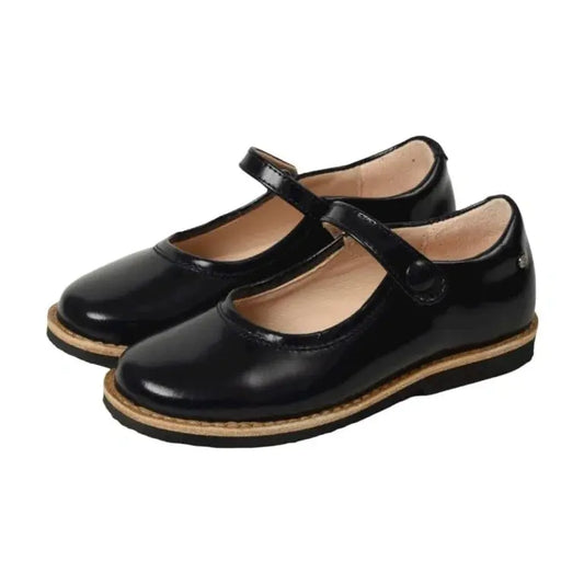 Navy polished leather strap for girl by Manuela de Juan - Charo, girls strap shoe, navy polished leather, strap design, casual shoes, made in Spain.