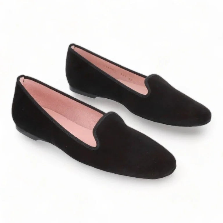 Black suede smoking loafer for teen and women by Pretty Ballerinas, perfect for casual occasions.